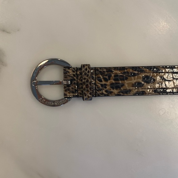 Anne Klein Leather Leopard Print Belt - Picture 2 of 5